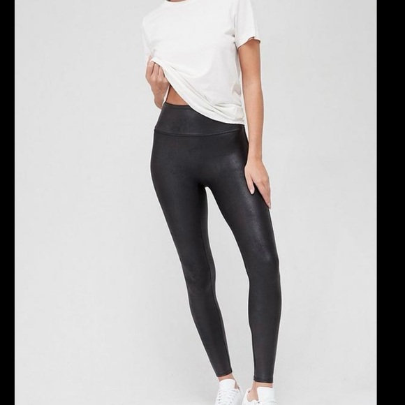 Spanx Black Faux Leather Leggings size Medium - Picture 11 of 16